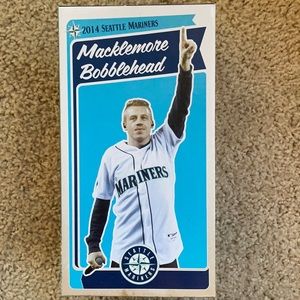 Seattle Mariners Macklemore bobble head